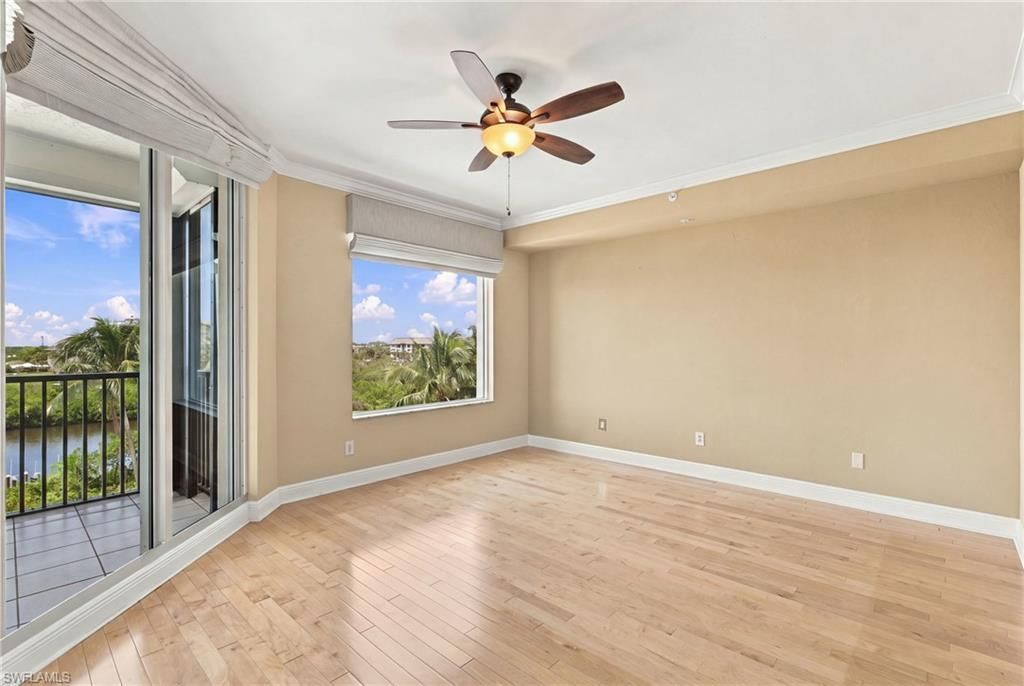 430 Cove Tower Dr, Unit 501, Naples, FL 34110 Photo
