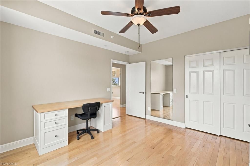 430 Cove Tower Dr, Unit 501, Naples, FL 34110 Photo