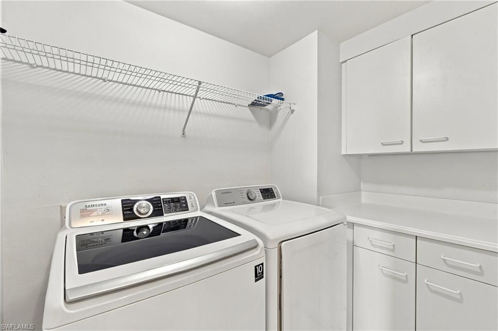 430 Cove Tower Dr, Unit 501, Naples, FL 34110 Photo