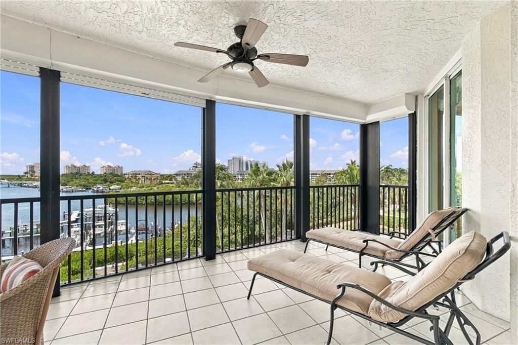 430 Cove Tower Dr, Unit 501, Naples, FL 34110 Photo