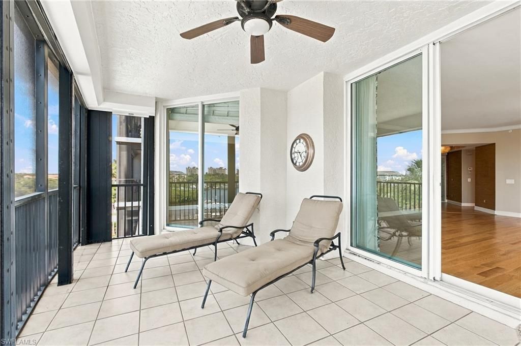 430 Cove Tower Dr, Unit 501, Naples, FL 34110 Photo