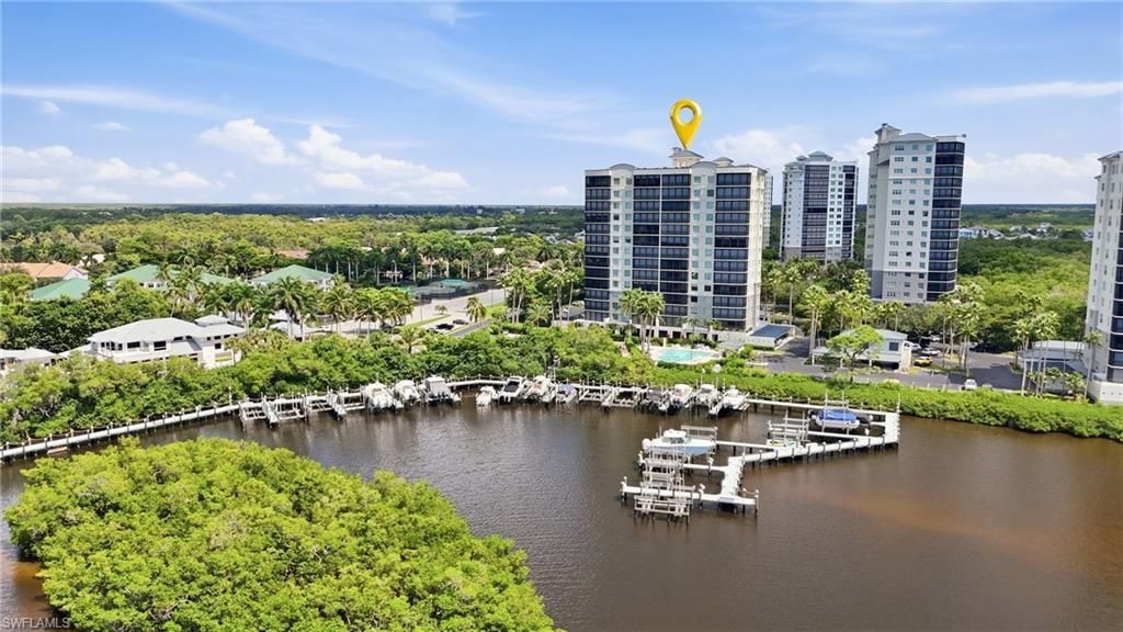 430 Cove Tower Dr, Unit 501, Naples, FL 34110 Photo