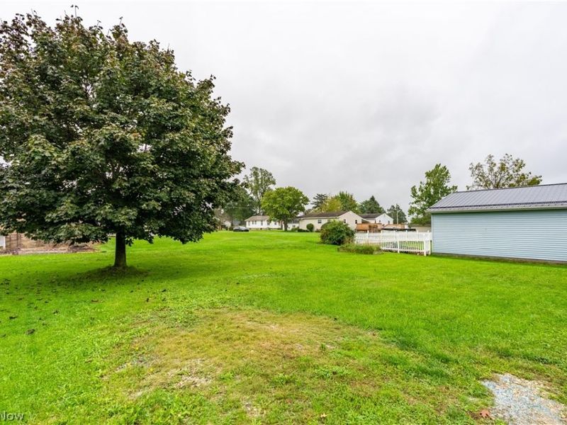 160 Page Street NW, Massillon, OH 44647 Photo 5