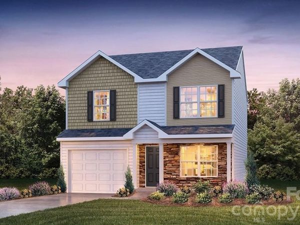 2129 10th Street SE, Hickory, NC 28602
