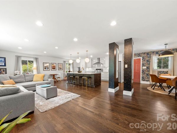 1206 Hollow Tree Court, Charlotte, NC 28226