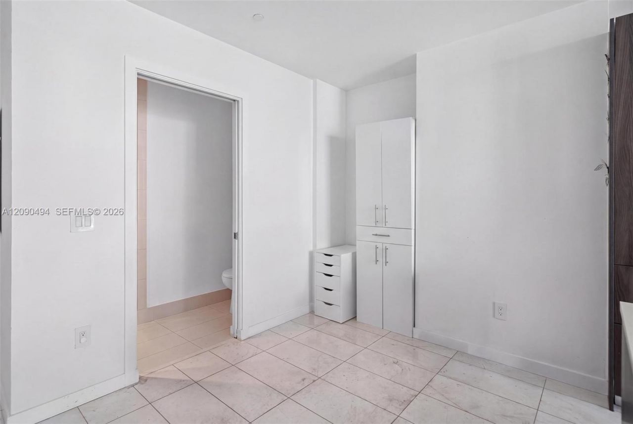 480 NE 31st St , Unit 2904, Miami, FL 33137 Photo