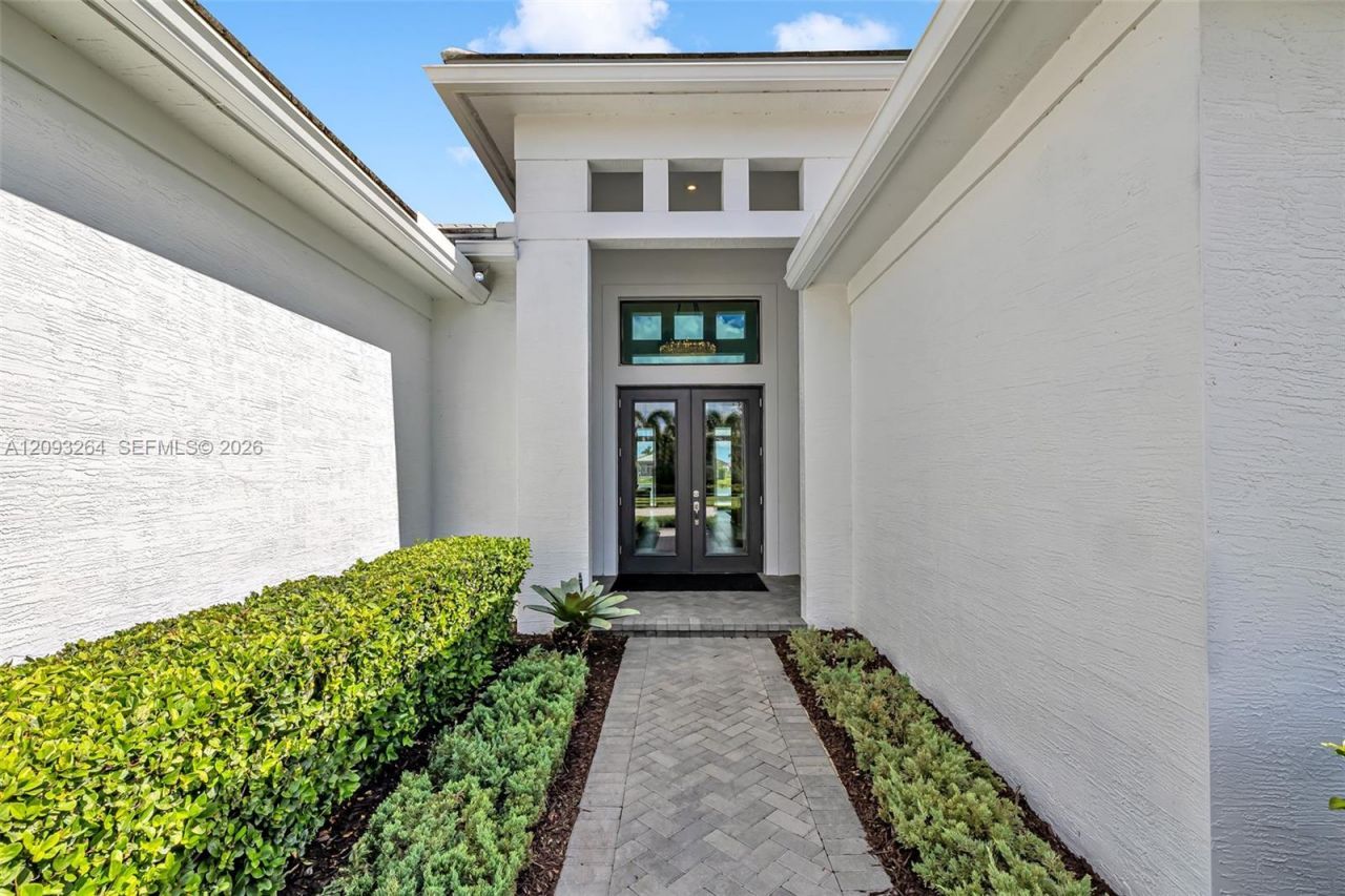 8609 SW Felicita Way, Port Saint Lucie, FL 34987 Photo
