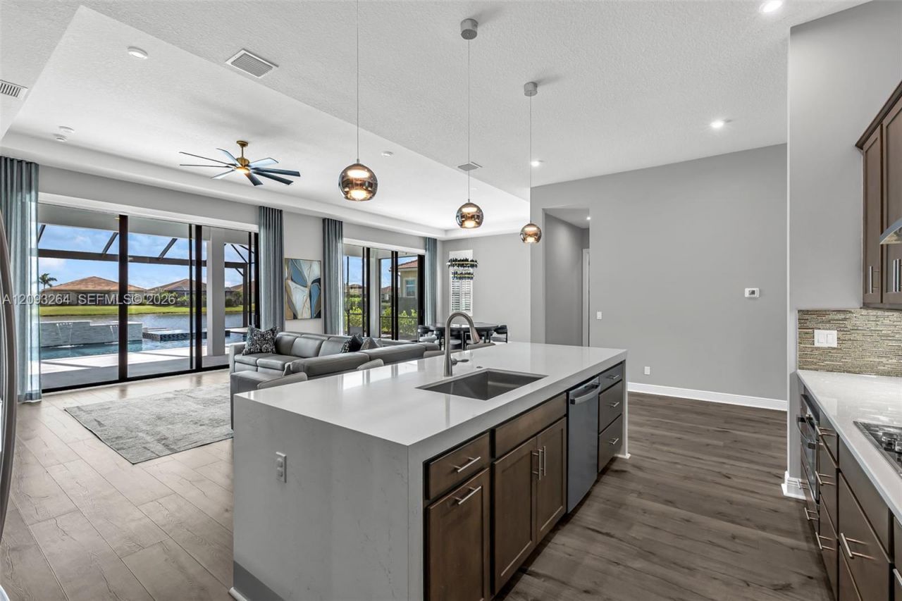 8609 SW Felicita Way, Port Saint Lucie, FL 34987 Photo