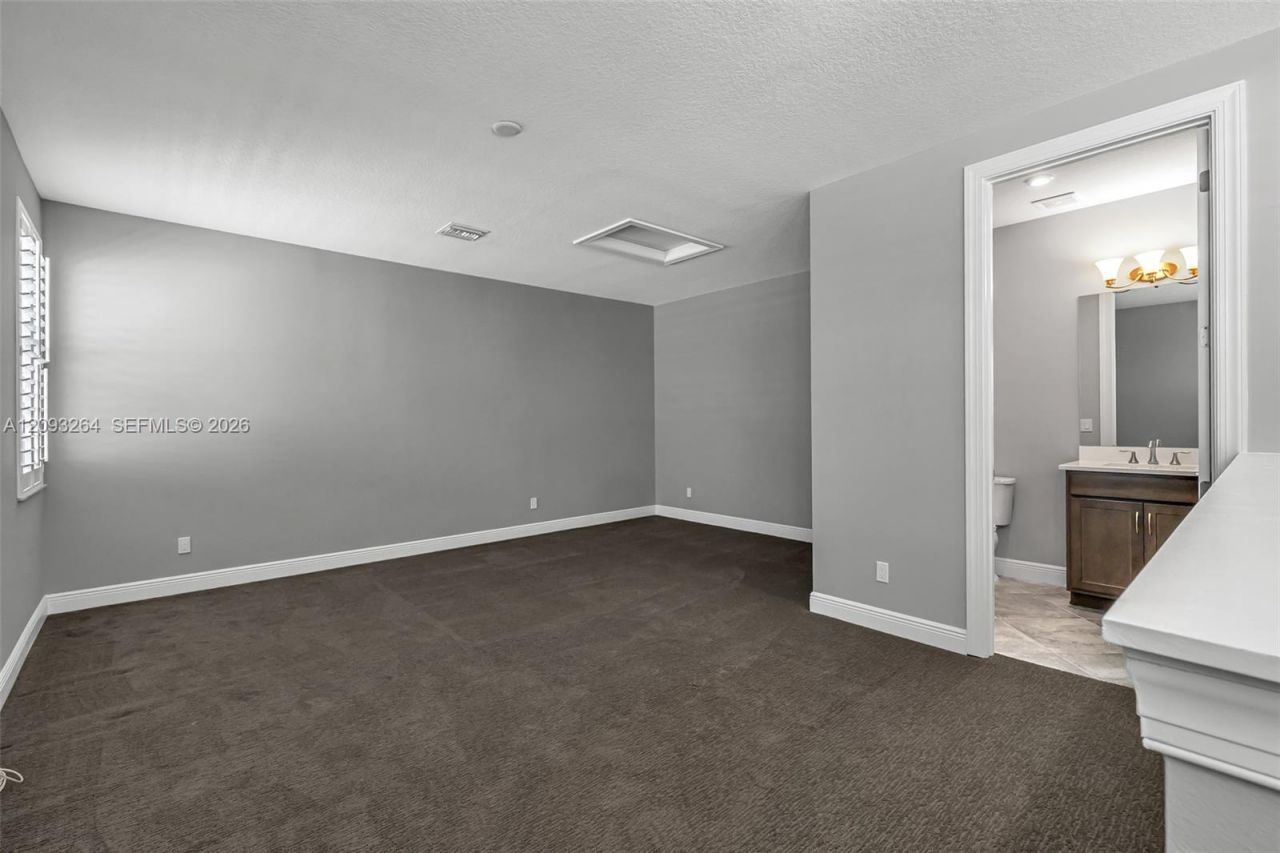 8609 SW Felicita Way, Port Saint Lucie, FL 34987 Photo