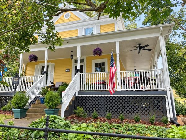 2685 BROWNSBURG TPKE, BROWNSBURG, VA 24415