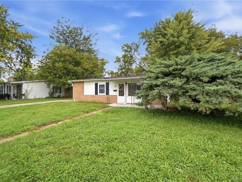 800 N Scott Street, New Carlisle, OH 45344 Photo 3