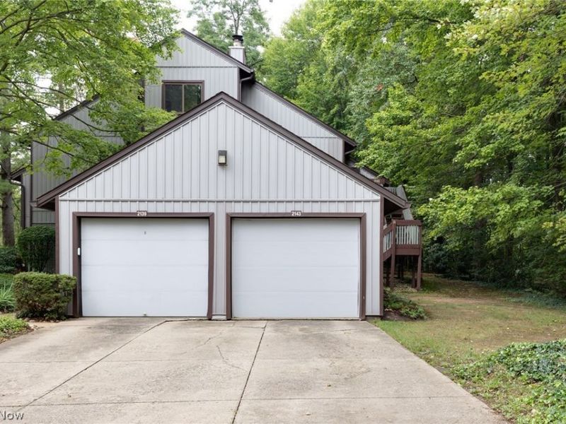 2143 Pinebrook Trail, Cuyahoga Falls, OH 44223 Photo 36