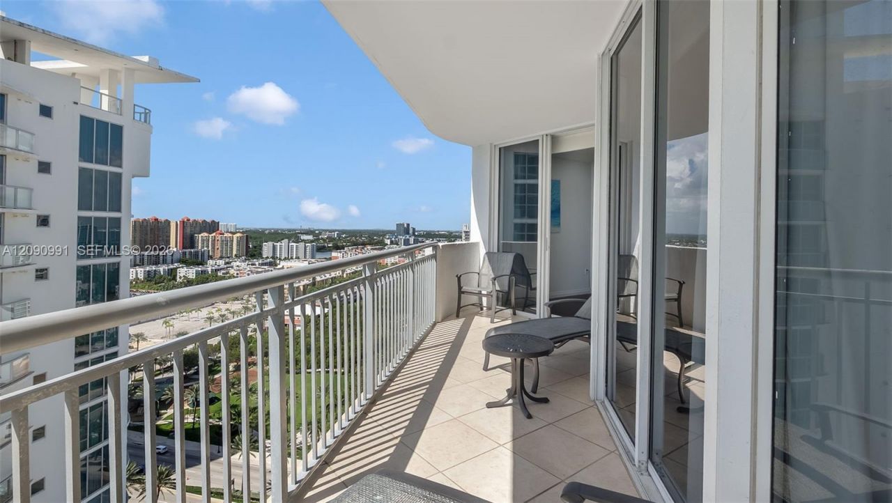 17375 Collins Ave, Unit 2305, Sunny Isles Beach, FL 33160 Photo