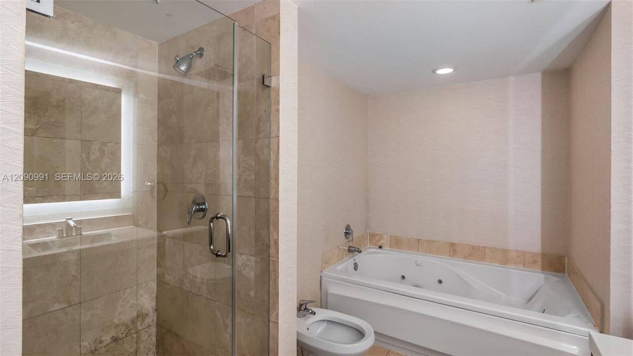 17375 Collins Ave, Unit 2305, Sunny Isles Beach, FL 33160 Photo