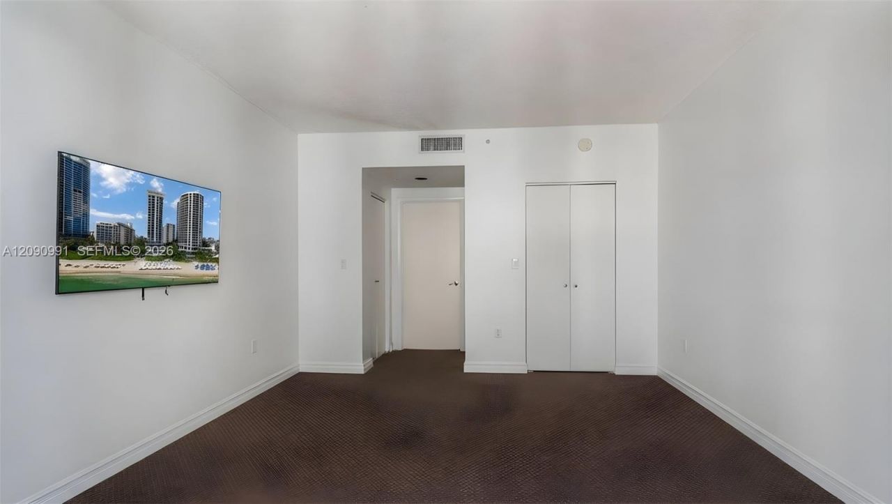 17375 Collins Ave, Unit 2305, Sunny Isles Beach, FL 33160 Photo