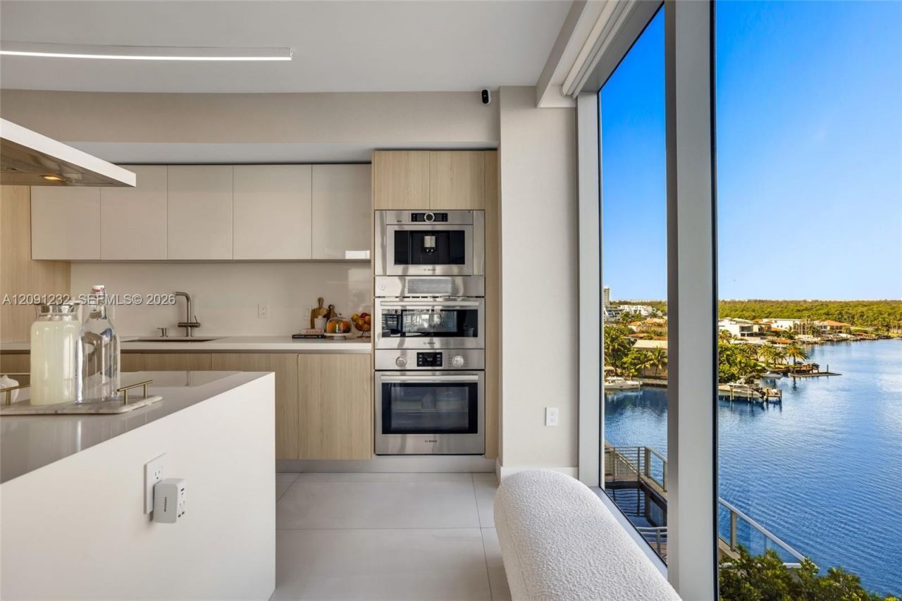 330 Sunny Isles Blvd , Unit 5-701, Sunny Isles Beach, FL 33160 Photo