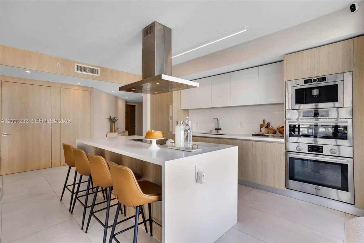 330 Sunny Isles Blvd , Unit 5-701, Sunny Isles Beach, FL 33160 Photo