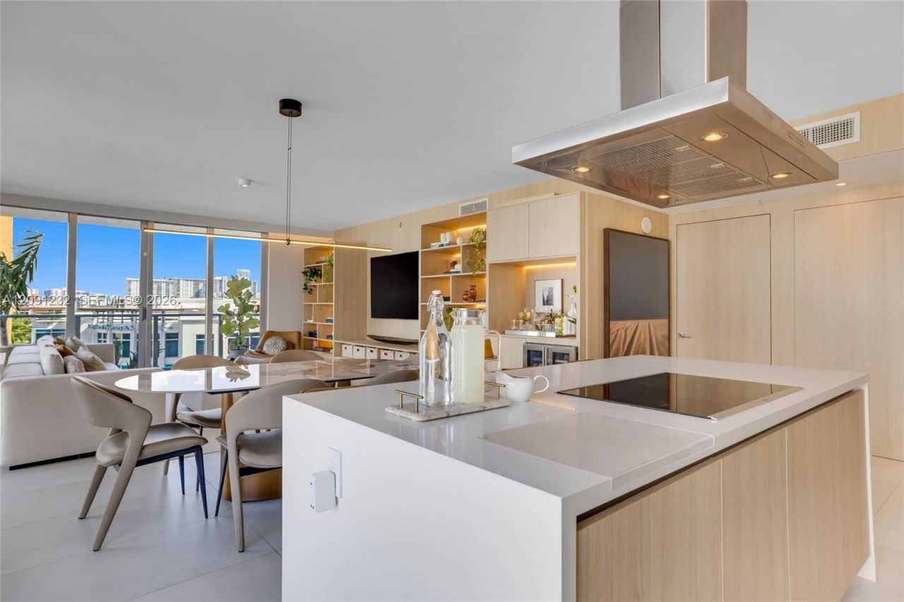 330 Sunny Isles Blvd , Unit 5-701, Sunny Isles Beach, FL 33160 Photo