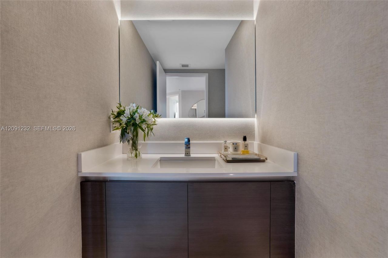 330 Sunny Isles Blvd , Unit 5-701, Sunny Isles Beach, FL 33160 Photo