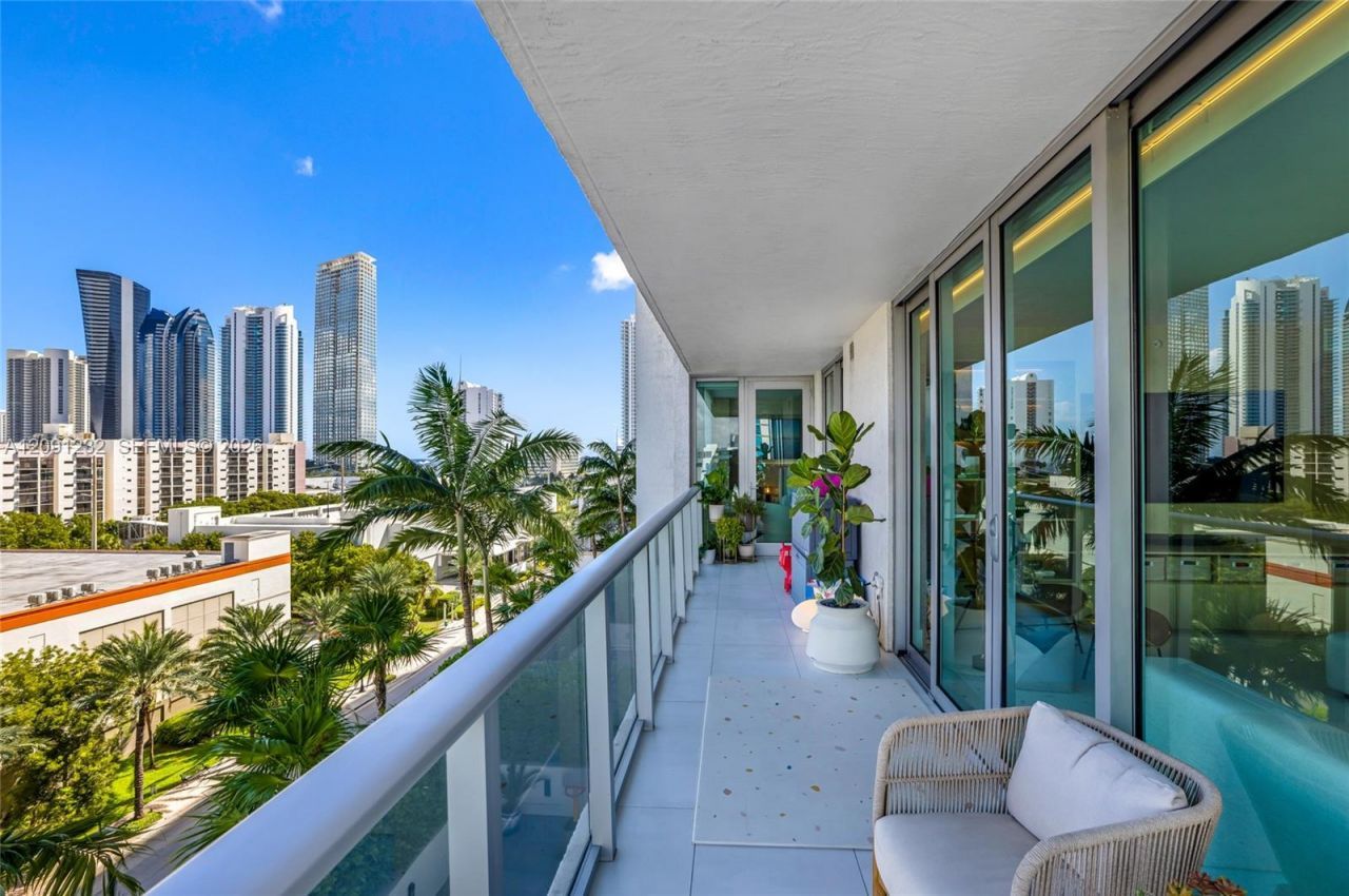 330 Sunny Isles Blvd , Unit 5-701, Sunny Isles Beach, FL 33160 Photo