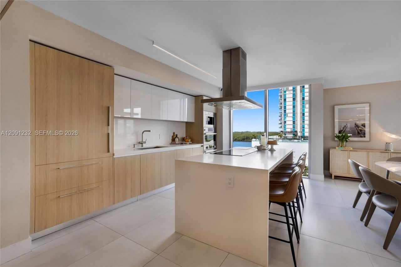 330 Sunny Isles Blvd , Unit 5-701, Sunny Isles Beach, FL 33160 Photo