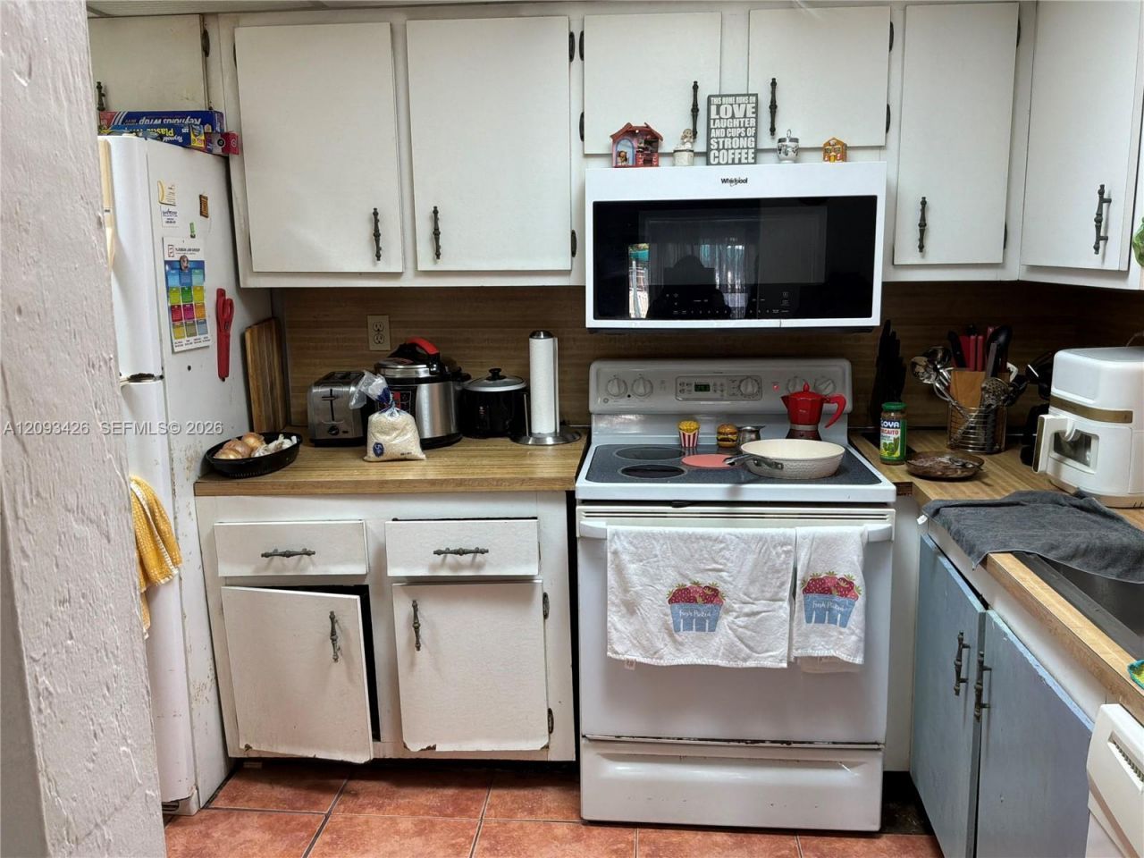 13715 Kendale Lakes Cir, Unit A-107, Miami, FL 33183 Photo