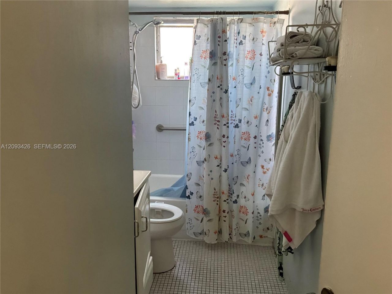 13715 Kendale Lakes Cir, Unit A-107, Miami, FL 33183 Photo