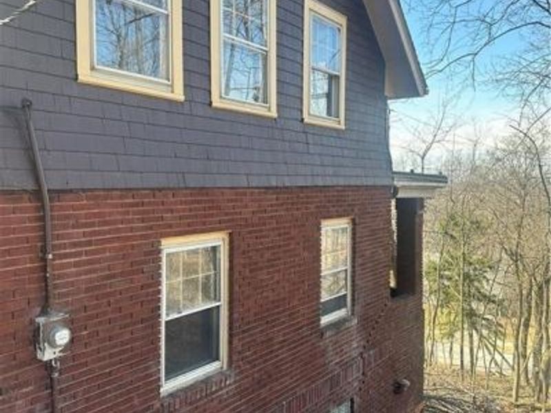 19201 Shawnee Road, Euclid, OH 44117 Photo 2