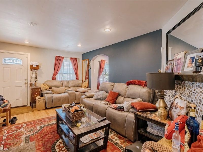 14012 Christine Avenue, Cleveland, OH 44105 Photo 3
