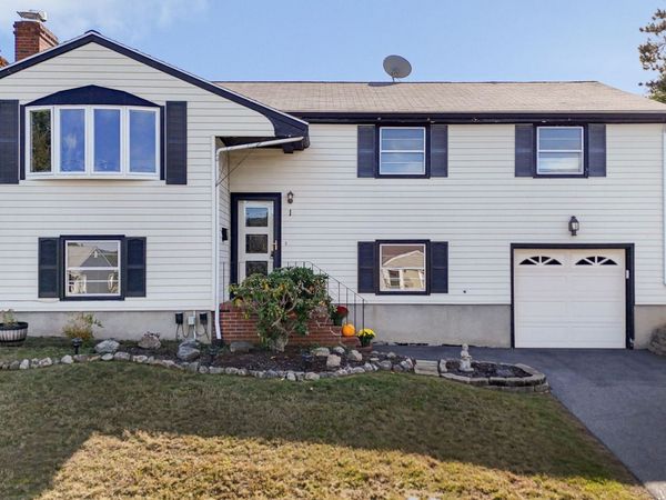 1 George Avenue, Peabody, MA 01960