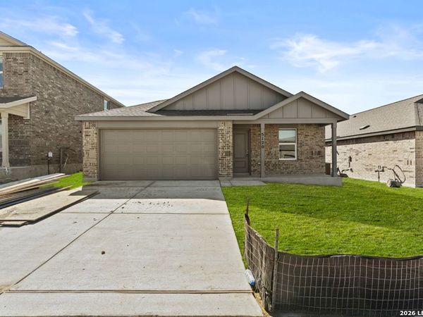 5120 Hagerman, Marion, TX 78124