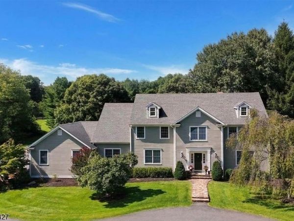 1 Pace Farm Road, Tewksbury, NJ 07830