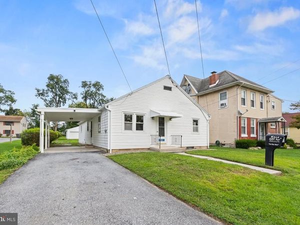 1127 E LEHMAN STREET, LEBANON, PA 17046