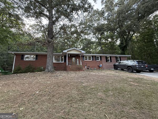 428 Blackberry Lane, Lindale, GA 30147