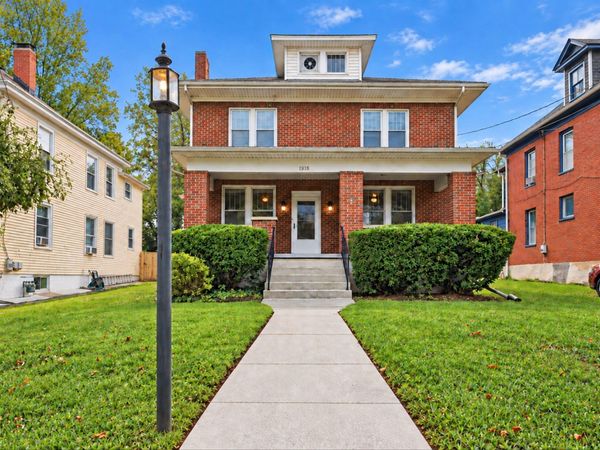 1918 Oxford AVE SW, Unit Apt A, Roanoke, VA 24015