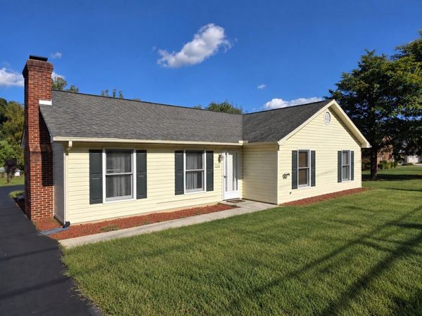 1060 Kessler Mill RD , Salem, VA 24153