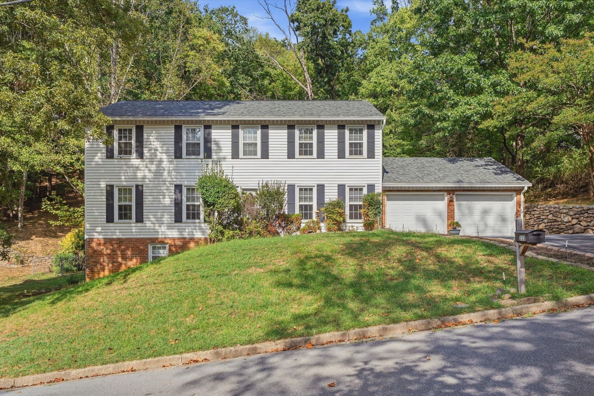 113 Niblick Dr, Salem, VA 24153 Main Photo