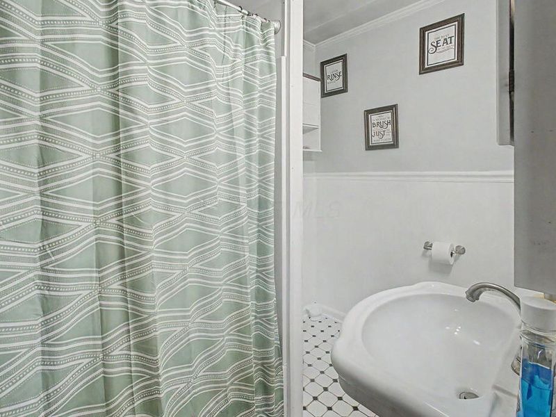 190 N 10th Street , Newark, OH 43055 Photo 20