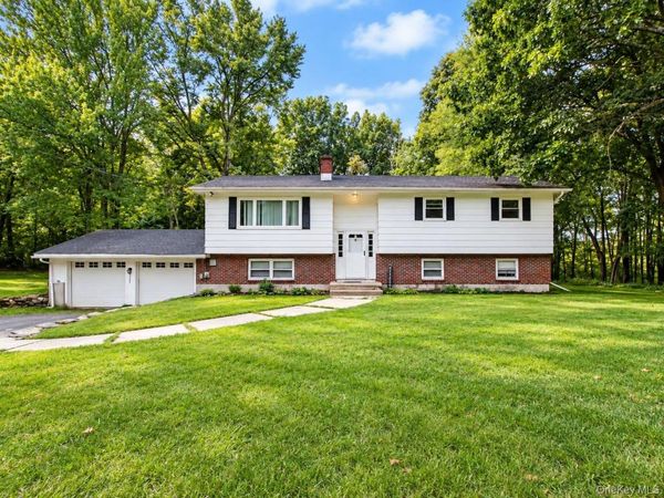 2685 County Route 1, Port Jervis, NY 12771