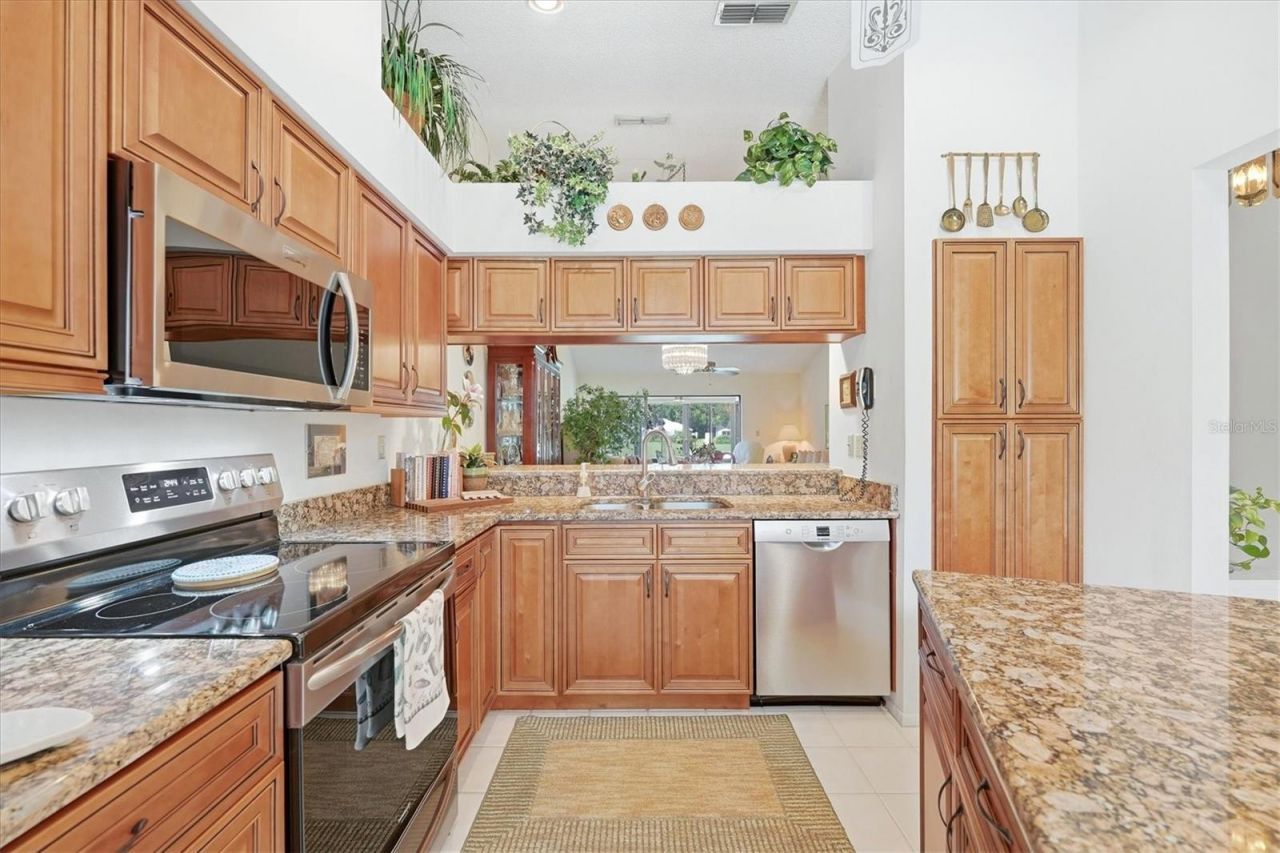 6089 Clubside Drive , Unit 7686, Sarasota, FL 34243 Photo