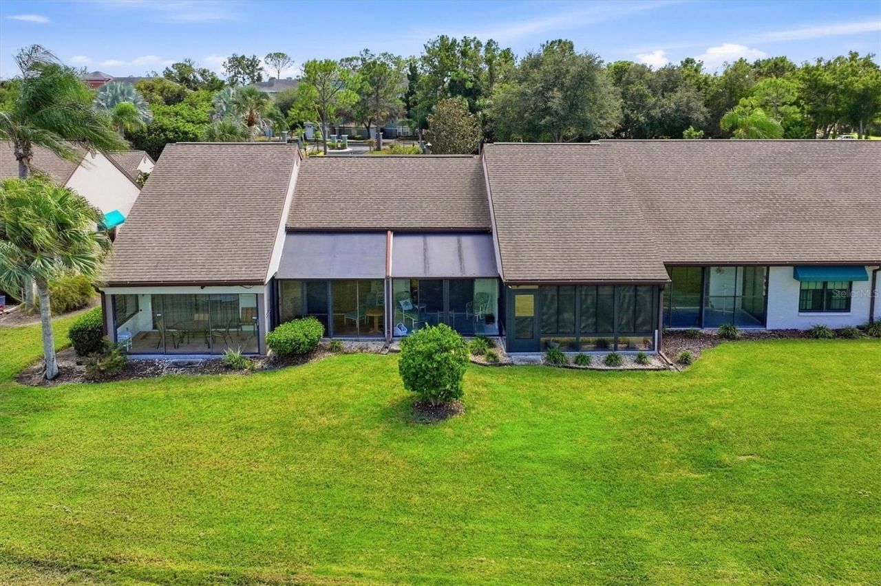 6089 Clubside Drive , Unit 7686, Sarasota, FL 34243 Photo
