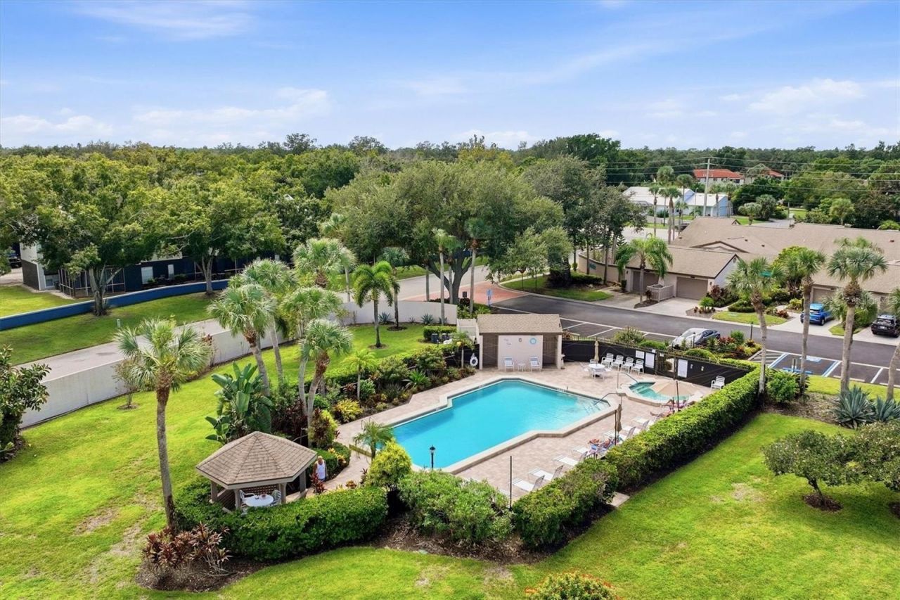 6089 Clubside Drive , Unit 7686, Sarasota, FL 34243 Photo