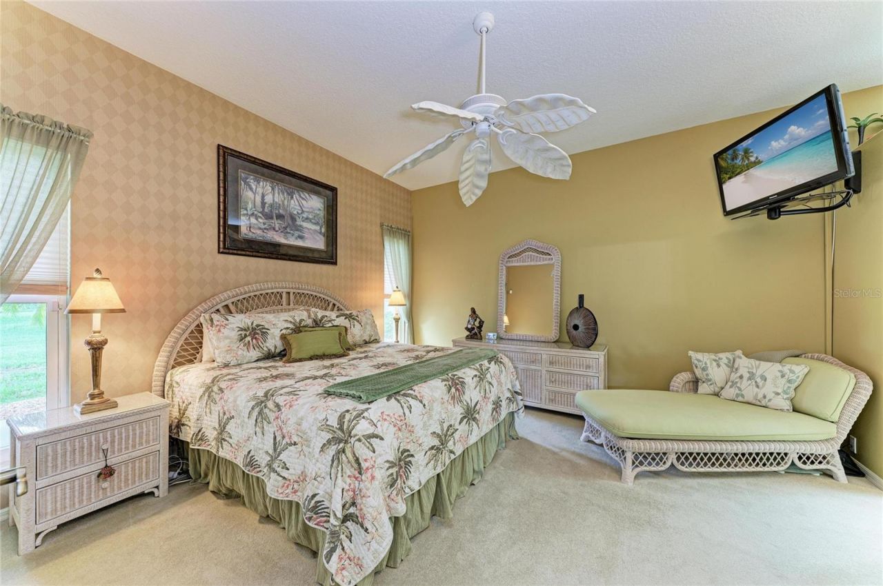 6635 Oakbrooke Circle, Bradenton, FL 34202 Photo