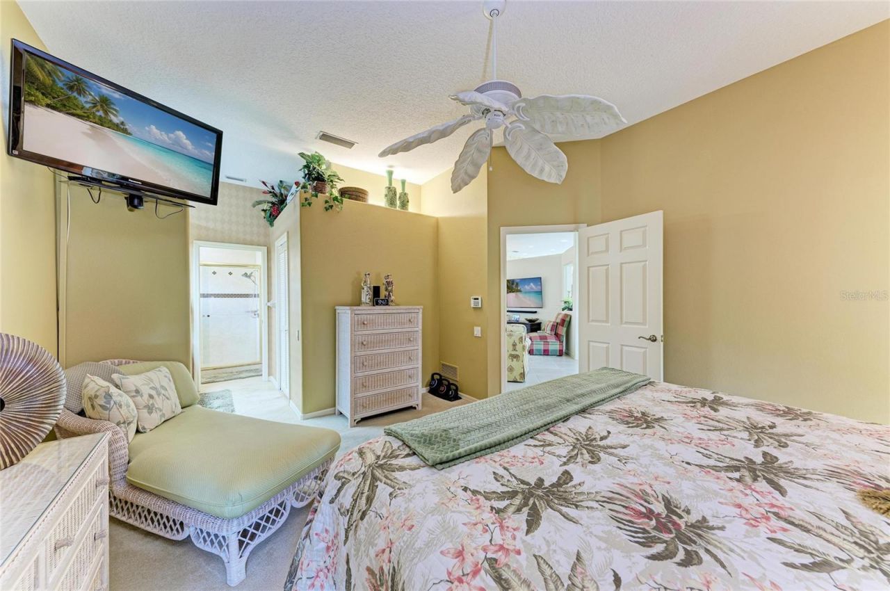 6635 Oakbrooke Circle, Bradenton, FL 34202 Photo