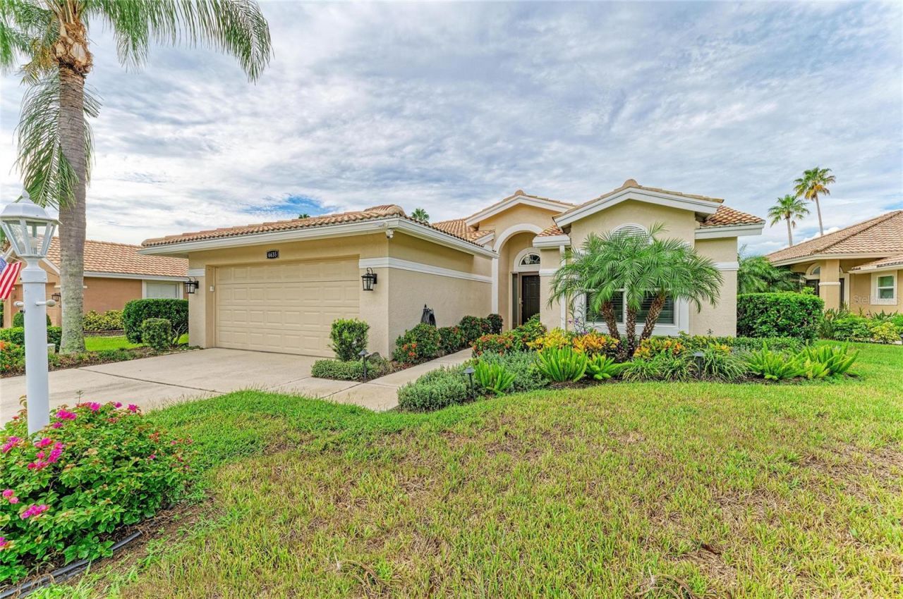 6635 Oakbrooke Circle, Bradenton, FL 34202 Photo