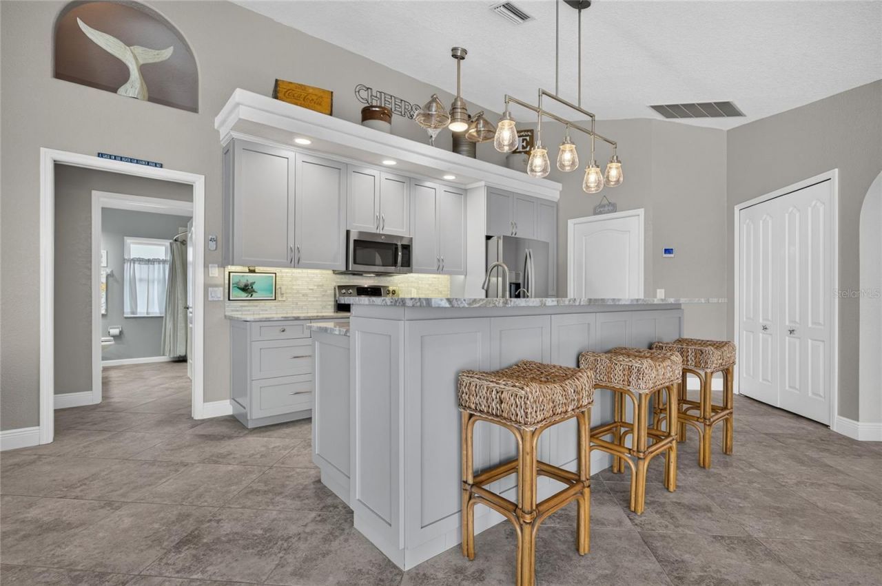 18345 Hottelet Circle , Port Charlotte, FL 33948 Photo