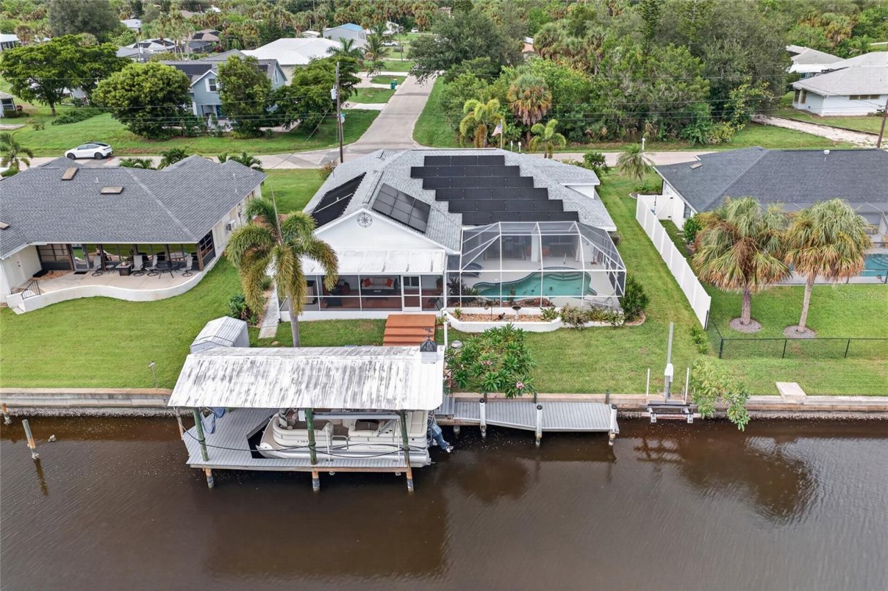18345 Hottelet Circle , Port Charlotte, FL 33948 Photo