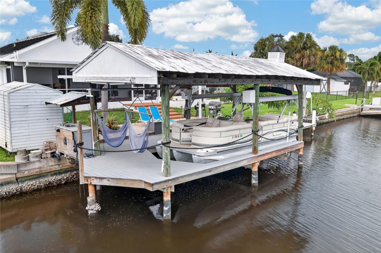 18345 Hottelet Circle , Port Charlotte, FL 33948 Photo