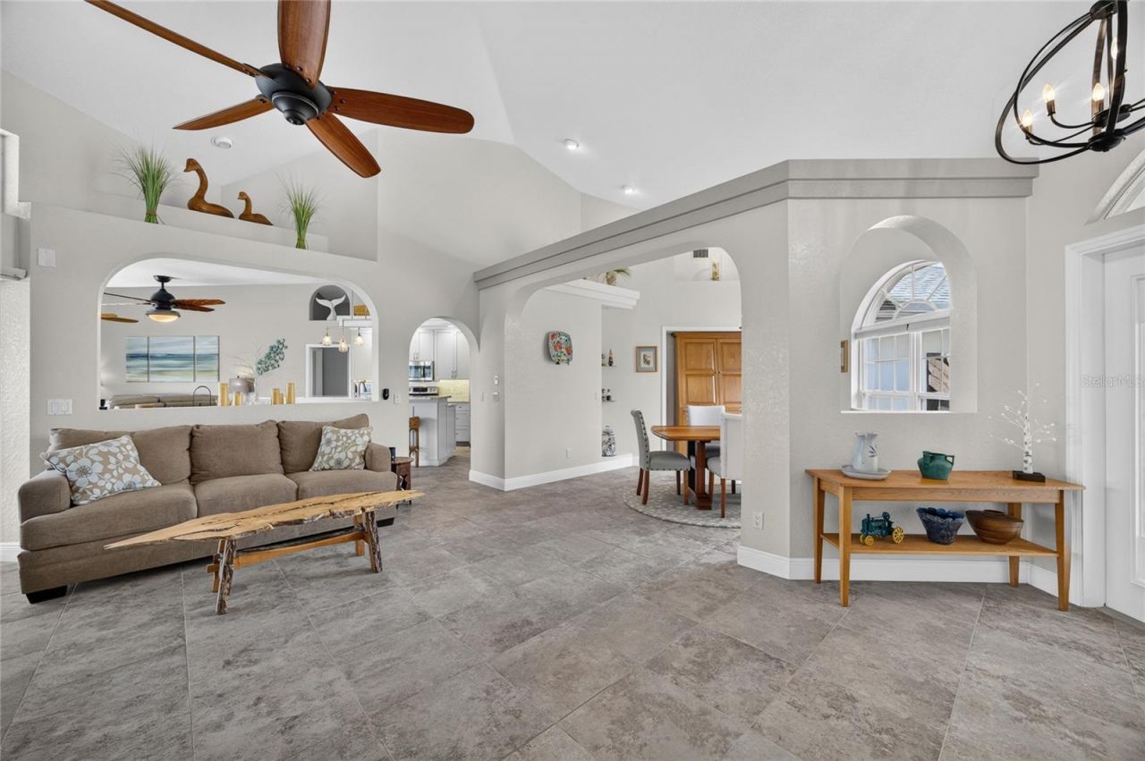 18345 Hottelet Circle , Port Charlotte, FL 33948 Photo