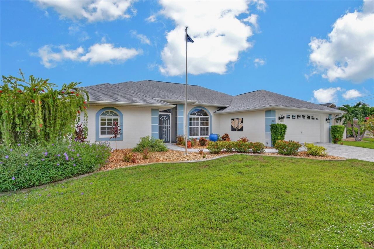 18345 Hottelet Circle , Port Charlotte, FL 33948 Photo